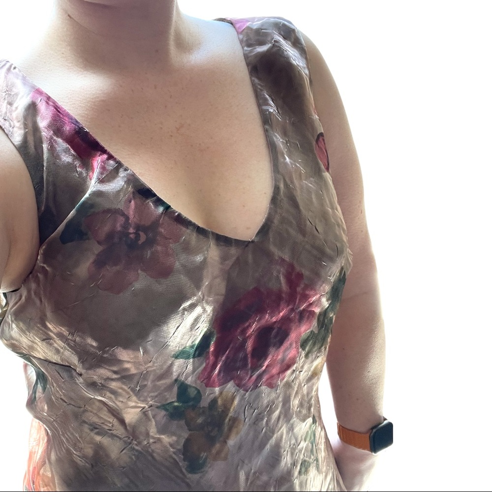 Vintage 90s Y2K Bronze Shimmer Rose Print Sleeveless Top V neck blouse Medium - Picture 2 of 12